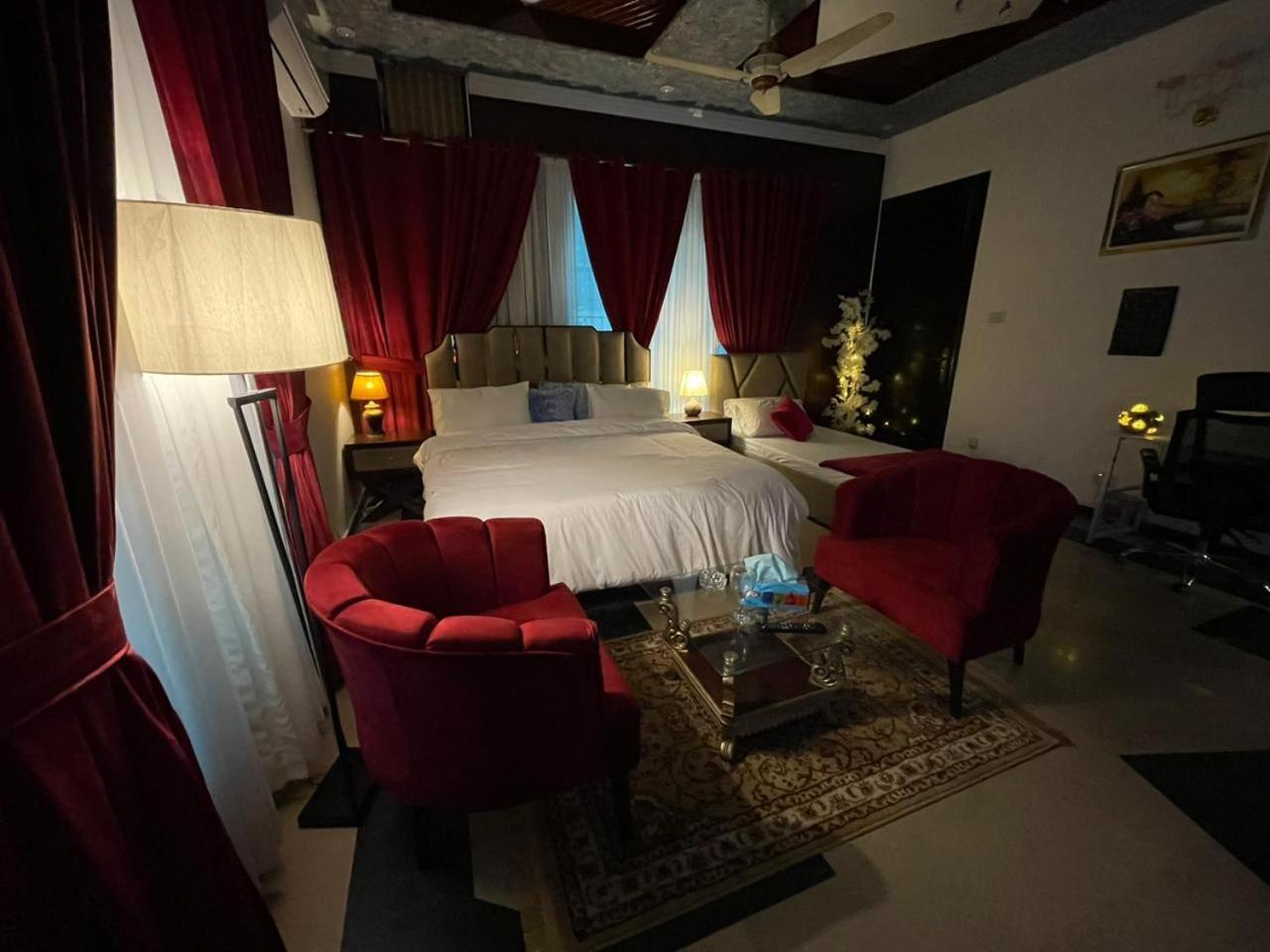 Laca Sa Lodge Opp Canturus Mall Islámábád Exteriér fotografie